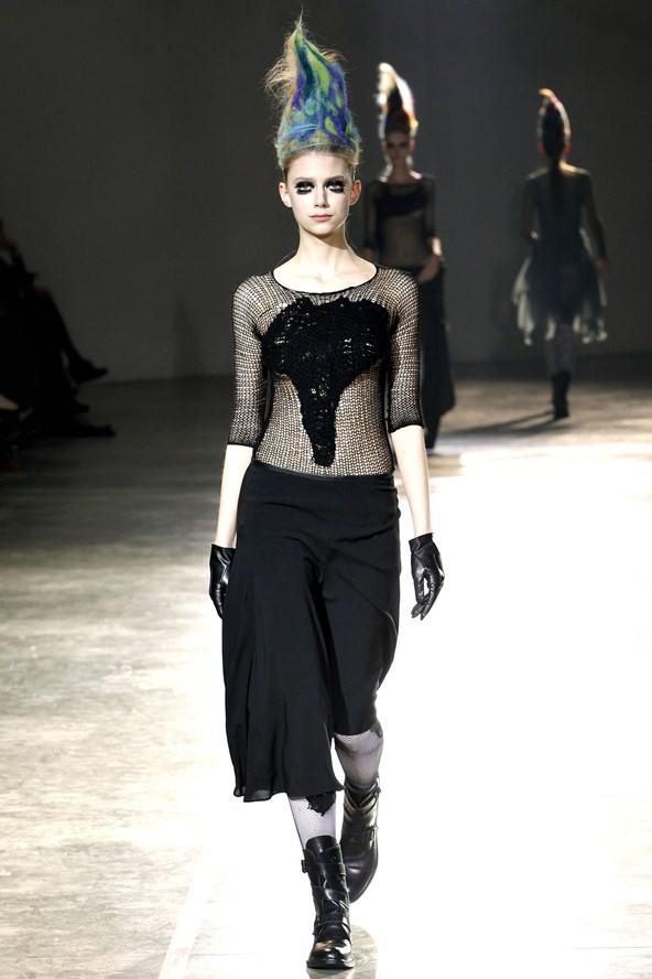 Yohji Yamamoto : Autumn/Winter 2011-12