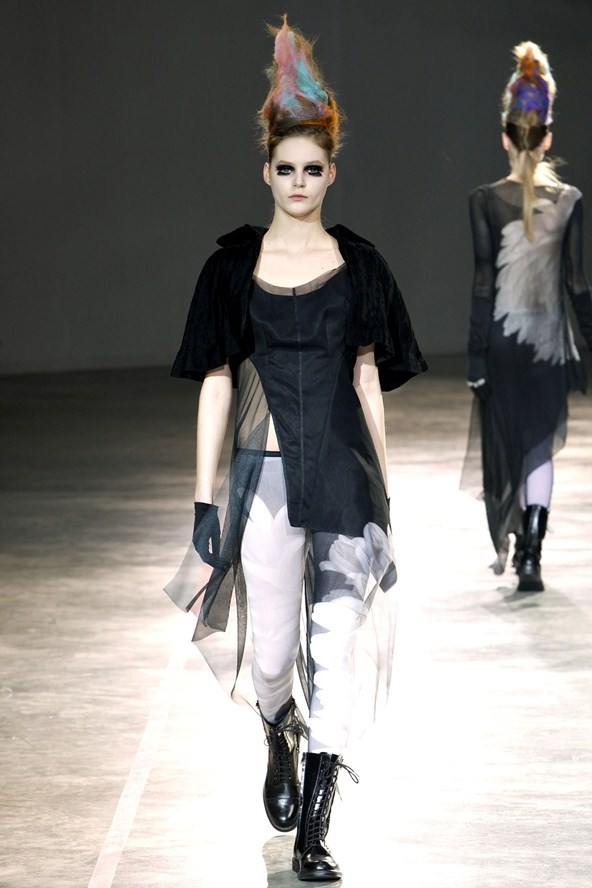 Yohji Yamamoto : Autumn/Winter 2011-12