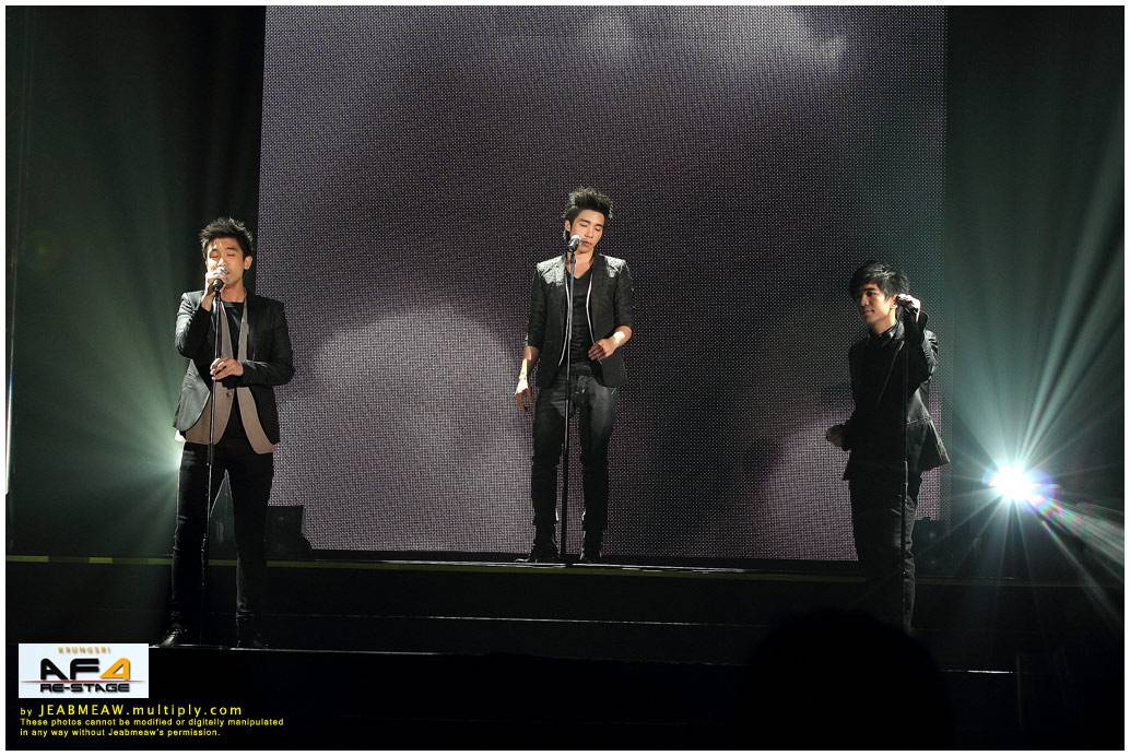 ภาพแจ๊คAF4 จาก AF Restage เมื่อคืนนี้ค่ะ เก็บตกคนอื่นๆด้วยค่ะ