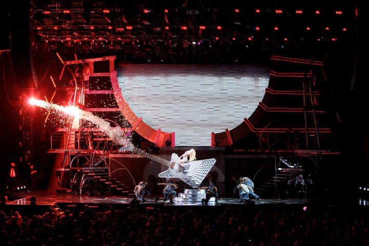 Britney Spears Femme Fatale Tour &mdash; Milwaukee 7/9/11