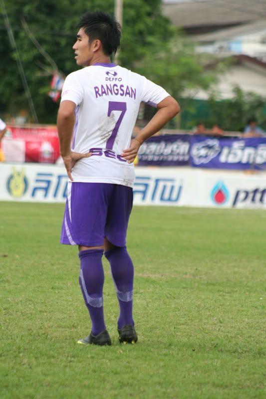 พี่ๆนักบอลเค้าทำไรกัน