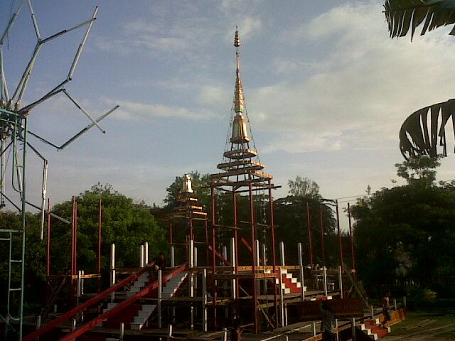 เมรุลอย 5 ยอด...จากอยุธยา-เสนา..