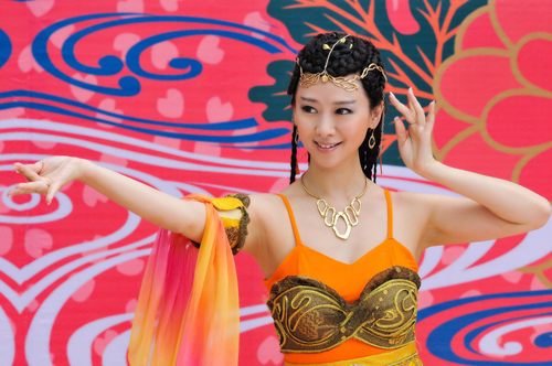春光燦爛豬九妹 / Chun Guang Can Lan Zhu Jiu Mei
