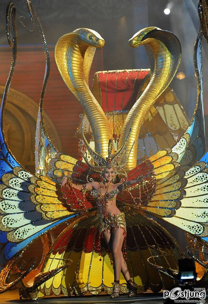 อียิปต์ ยูนิเวริส์ national costume...2011...
