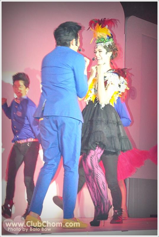ชมพู่ อารยา สวมบทหมอลำซิ่งโชว์ลีลาแดนซ์กระจาย