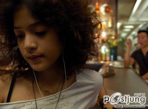สาวผมลอนด์ คนไหนน่ารักโดนใจคุณที่สุด
