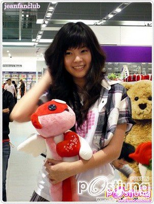 สาวผมลอนด์ คนไหนน่ารักโดนใจคุณที่สุด