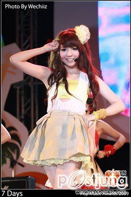 สาวผมลอนด์ คนไหนน่ารักโดนใจคุณที่สุด