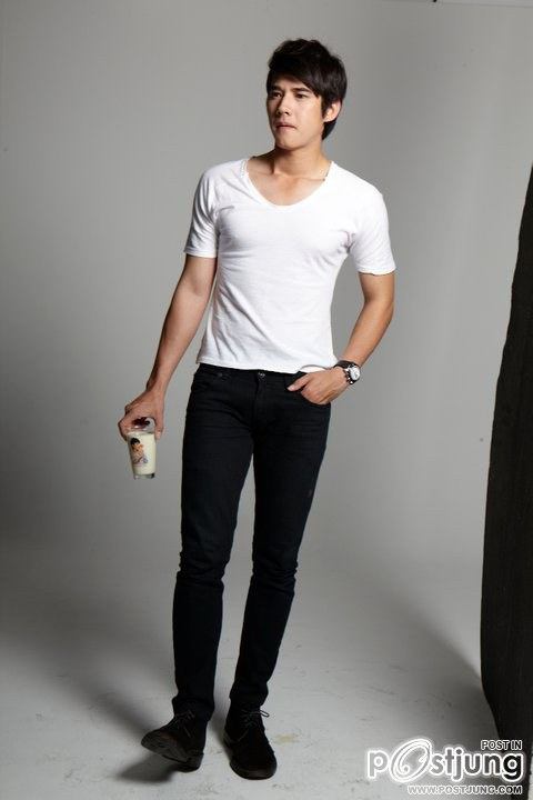 มาริโอ้ เบี้องหลังถ่ายแบบ MIRACLE OF LIFE MAGAZINE vol. 1 no.4 July 2011