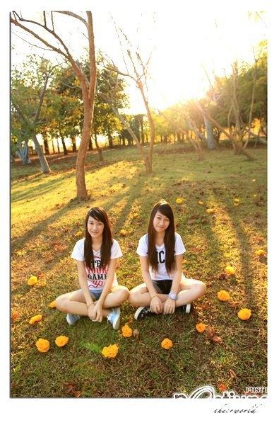 มิ้นท์ - มิว คู่แฝดน่ารัก จาก ม.ขอนแก่น