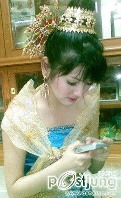 มาดูสาวๆในชุดไทยกันค่ะ