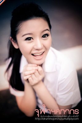 มาดูสาวๆในชุดนักศึกษากันค่ะ