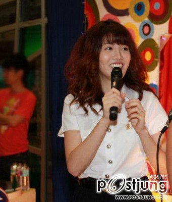 มาดูสาวๆในชุดนักศึกษากันค่ะ