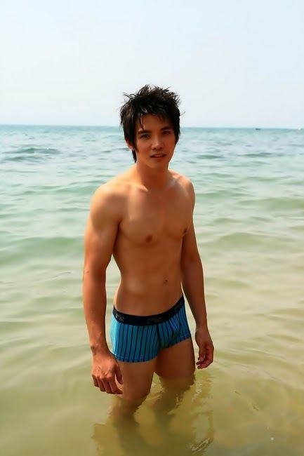 ชอบพี่คนนี้จัง ไม่รู้เป็นไร