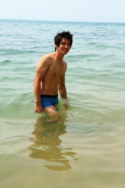 ชอบพี่คนนี้จัง ไม่รู้เป็นไร