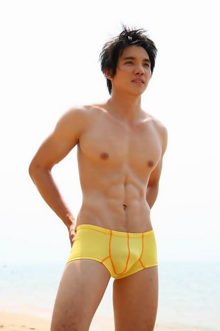 ชอบพี่คนนี้จัง ไม่รู้เป็นไร