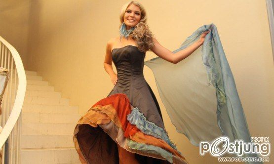 nland's National costume for MU 2011