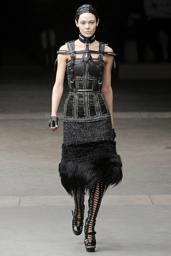 Alexander McQueen Ready-To-Wear Autumn/Winter 2011-12