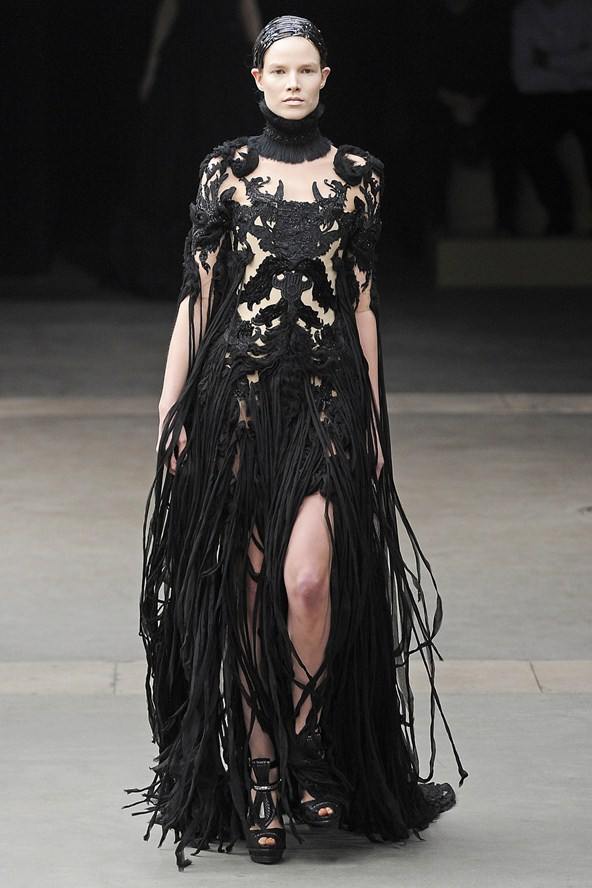 Alexander McQueen Ready-To-Wear Autumn/Winter 2011-12