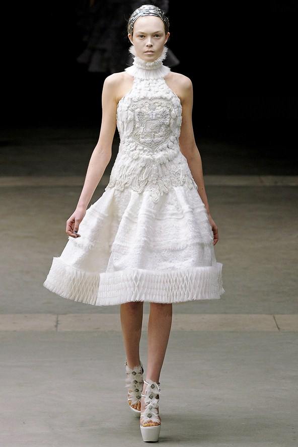 Alexander McQueen Ready-To-Wear Autumn/Winter 2011-12