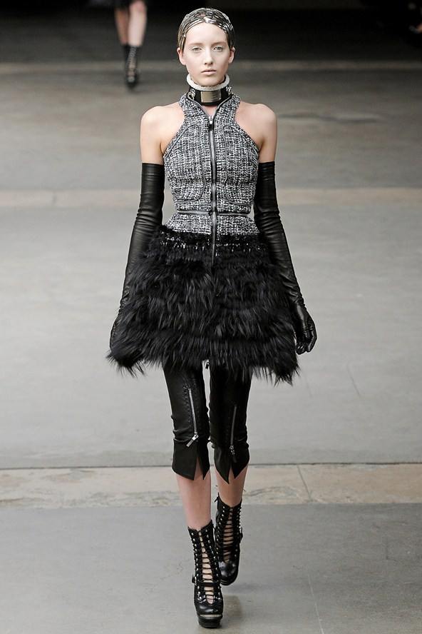 Alexander McQueen Ready-To-Wear Autumn/Winter 2011-12
