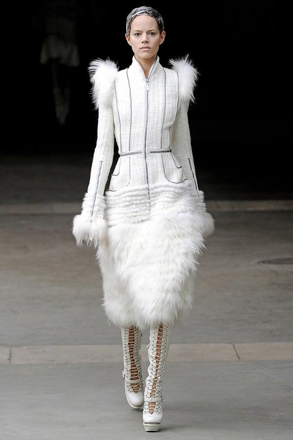 Alexander McQueen Ready-To-Wear Autumn/Winter 2011-12