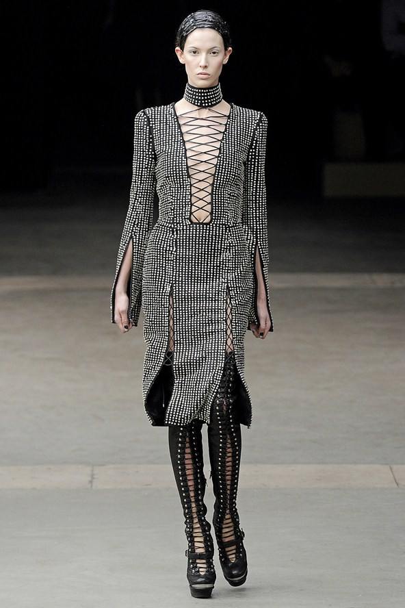 Alexander McQueen Ready-To-Wear Autumn/Winter 2011-12