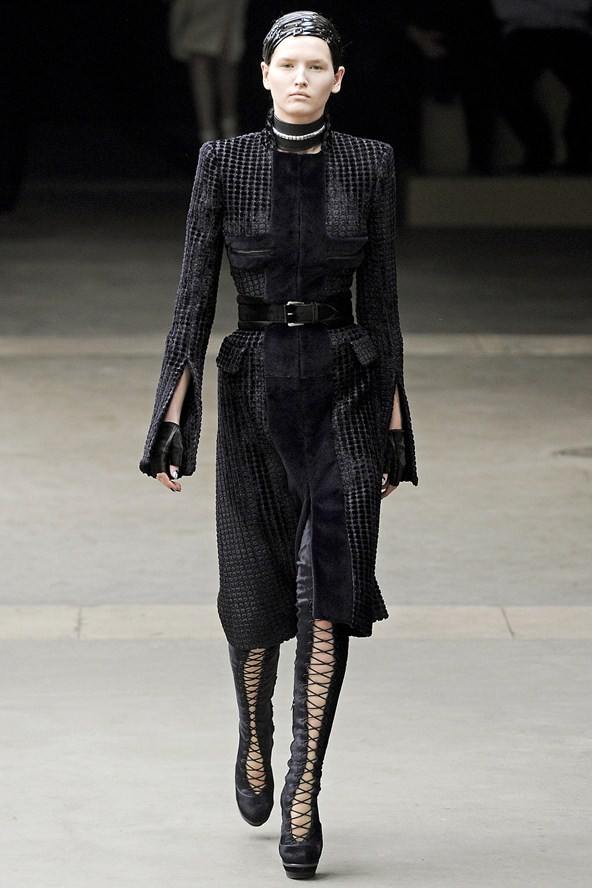 Alexander McQueen Ready-To-Wear Autumn/Winter 2011-12