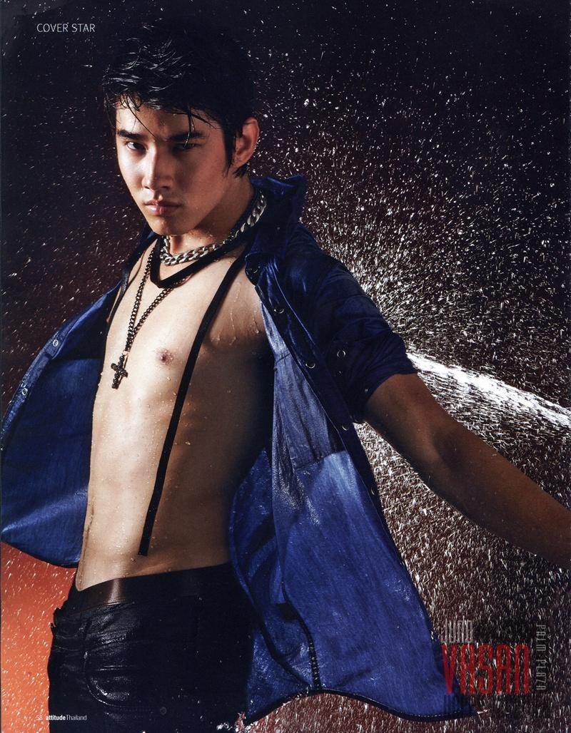 ATTITUDE vol. 1 no. 6 August 2011