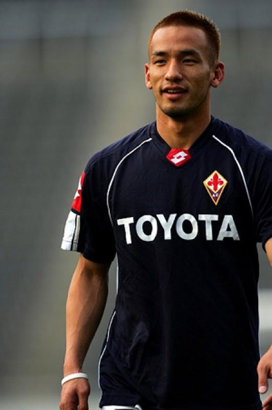 Hidetoshi Nakata  นักบอลสุดเนี๊ยบ