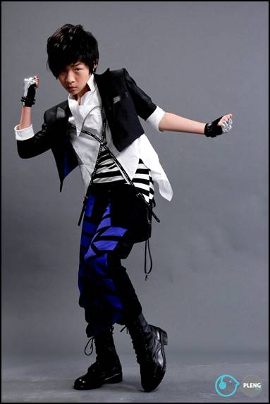 จาก &ldquo;The Trainer&rdquo; สู่ศิลปินเต็มตัวกับ &ldquo;MIN&rdquo; พิสูจน์ความพร้อมด้วย Single เท่ห์ๆ &ldquo;Connect&rdquo;