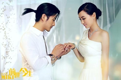 ทำฮือฮาอีก ถ่ายแบบจำลอง ชีวิตรักสามเส้า ของซุปเปอร์สตาร์ฮ่องกง