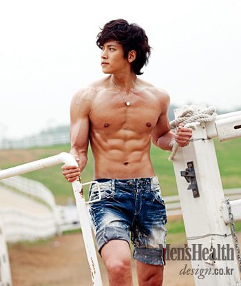Asian Guys @ Man&rsquo;s Health Korea [Collection]