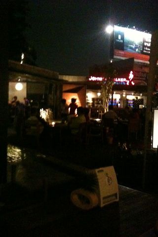 ร้านTurn it up ของโฬม