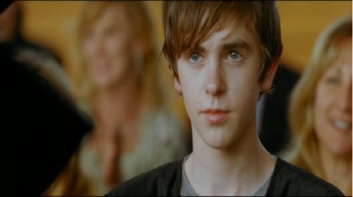 ใครเป็นแฟนคลับ Freddie Highmore