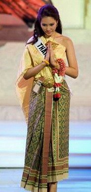 ปี2006 กับชุดไทยประยุกต์สมัยล้านนา
