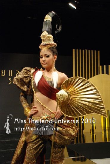 ปี2010 กับชุดสยามไอยรา