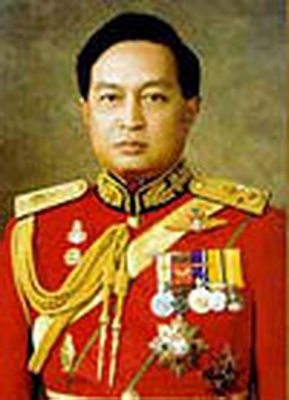 คนที่19 พลเอกสุจินดา คราประยูร
