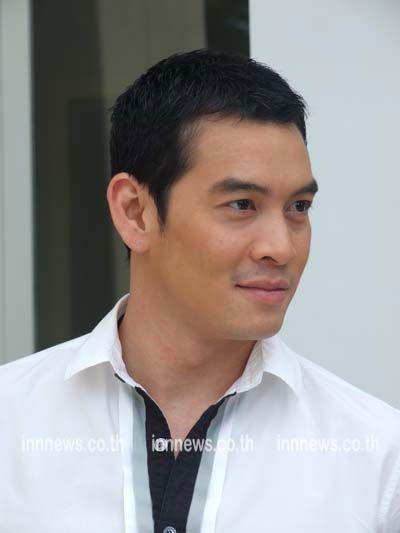 จุ๋ย ซบวิก 3 ประเดิมคู่ ชาคริต