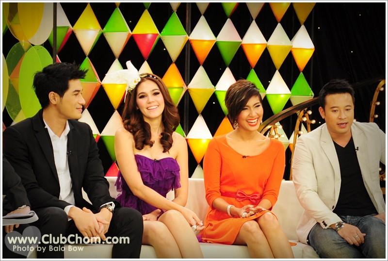 ชมพู่ อารยา ในรายการราตรีสโมสร