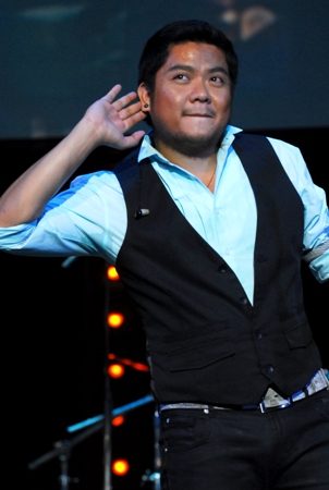 เบน ชลาทิศ รับเป็นเกย์ รักแฟนหนุ่มร่วม 8 ปีแล้ว