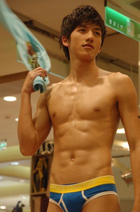 หนุ่มเอเชียล่ำเซ็กซี่