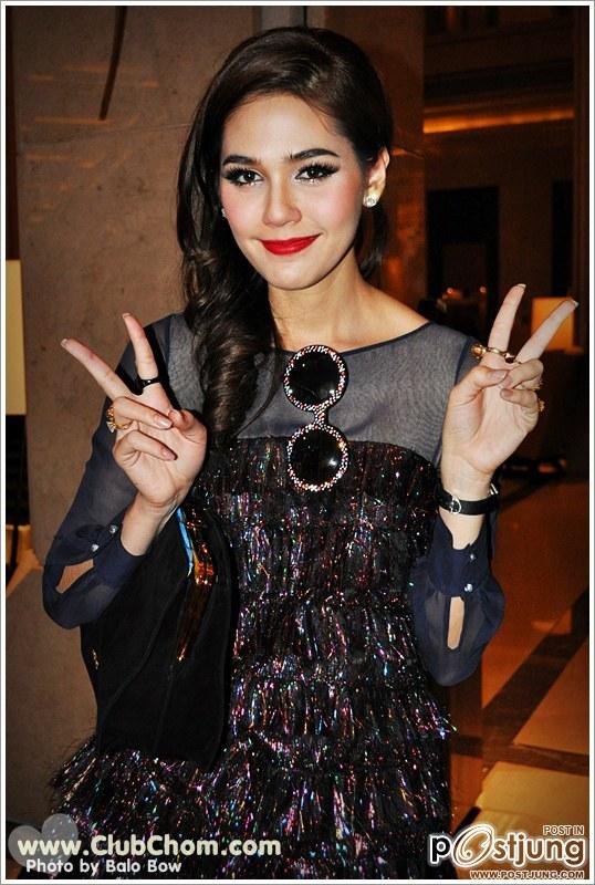 ชมพู่ อารยา ในชุดฟินนาเร่งานเปิดตัวออทัม วินเทอร์ 2011