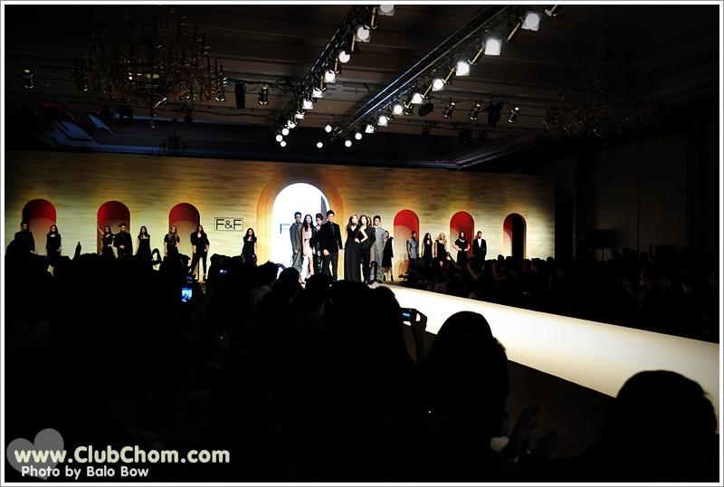 ชมพู่ อารยา ในชุดฟินนาเร่งานเปิดตัวออทัม วินเทอร์ 2011