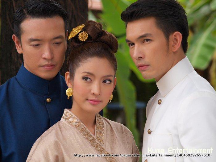 รอชม"รอยไหม" จันทร์นี้ค่ะ....^^