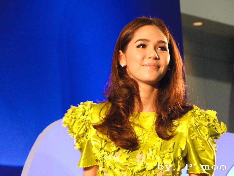 ชมพู่ อารยา ในงานสัปดาห์ประกันภัย