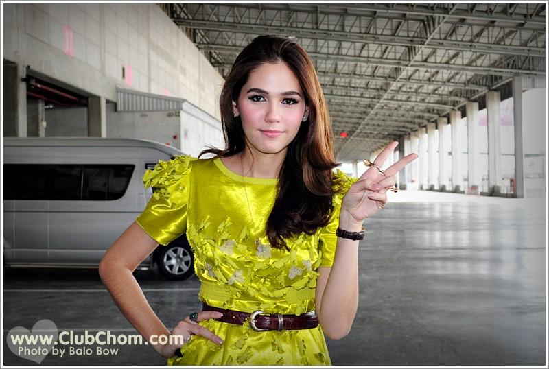 ชมพู่ อารยา ในงานสัปดาห์ประกันภัย