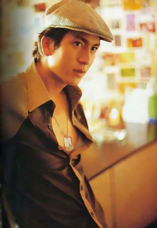 แฟนพี่ติ๊กเตรียมเฮ!!! พี่ติ๊ก เจษฎาภรณ์ แย้มมาว่าปลายปีนี้อาจมีผลงานให้เราดู ^^