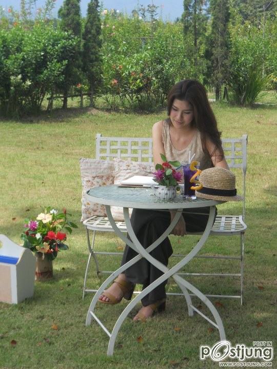 น้องกิฟท์ถ่ายปกนิตยสาร