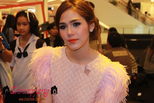 ชมพู่ อารยา @ Siam Paragon